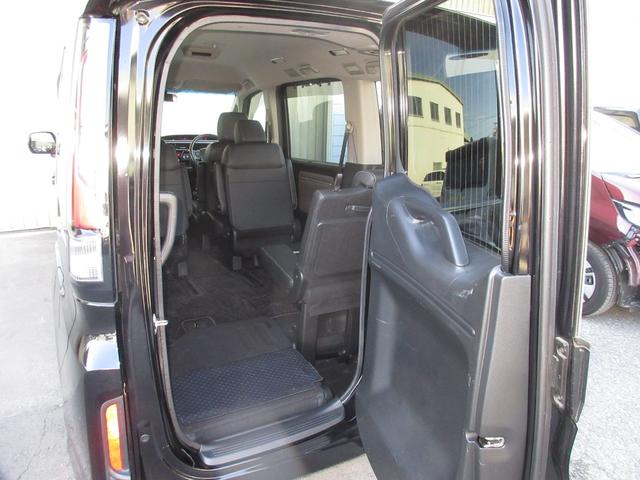 ステップワゴンスパーダ スパーダ・クールスピリットホンダセンシング ワンオーナー 点検パック当社実施済み ナビ ミュージックサーバー Bluetooth USB フルセグ リアカメラ ETC シートヒーター 両側電動ドア 純正前後ドラレコ 純正17インチアルミ(11枚目)