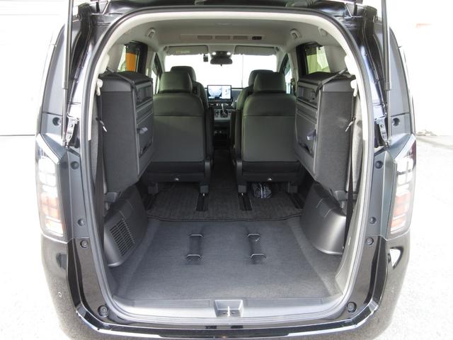 フリード ｅ：ＨＥＶエアーＥＸ　禁煙車ホンダセンシング純正１１．４インチコネクトナビＢｌｕｅｔｏｏｔｈドラレコＥＴＣＲカメラワンオーナー　３６０°カメラ　衝突軽減システム　ソナー　横滑り防止装置　クルーズコントロール　ＬＥＤランプ（19枚目）