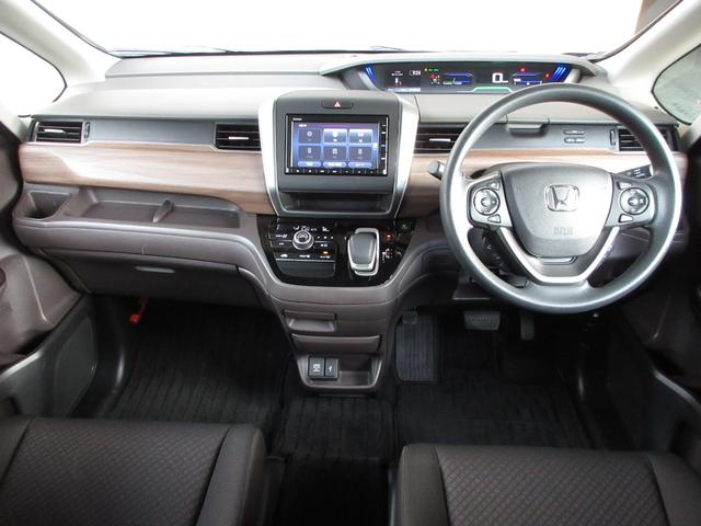 フリードハイブリッド ハイブリッド・Ｇホンダセンシング　純正メモリーナビＢｌｕｅｔｏｏｔｈドラレコＥＴＣＲカメラ　軽減ブレーキ　キーフリーシステム　記録簿　ＥＣＯＮ　後カメラ　Ａクルーズ　ＬＥＤヘッドランプ　横滑防止　ドライブレコーダ　パワーウインドウ（2枚目）