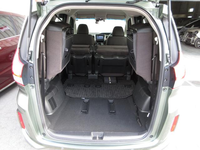 フリードハイブリッド ハイブリッド・Ｇホンダセンシング　純正メモリーナビＢｌｕｅｔｏｏｔｈドラレコＥＴＣＲカメラ　軽減ブレーキ　キーフリーシステム　記録簿　ＥＣＯＮ　後カメラ　Ａクルーズ　ＬＥＤヘッドランプ　横滑防止　ドライブレコーダ　パワーウインドウ（17枚目）