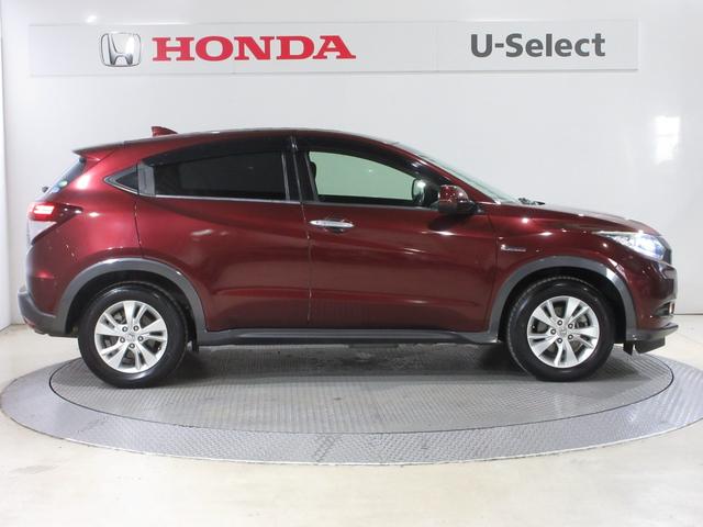 ヴェゼル ハイブリッドX ホンダセンシング純正メモリーナビBluetoothドラレコRカメラETC リヤカメラ ETC付き Aクルーズ セキュリティアラーム VSA 整備記録簿 ナビTV スマートキ USB接続 DVD再生機能(6枚目)