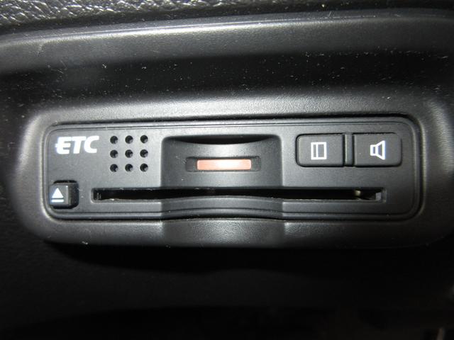 ヴェゼル ハイブリッドX ホンダセンシング純正メモリーナビBluetoothドラレコRカメラETC リヤカメラ ETC付き Aクルーズ セキュリティアラーム VSA 整備記録簿 ナビTV スマートキ USB接続 DVD再生機能(10枚目)