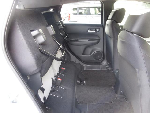 フィット ｅ：ＨＥＶベーシック　ホンダセンシング純正メモリーナビＢｌｕｅｔｏｏｔｈＲカメラ　カーテンエアバッグ　ＵＳＢポート　セキュリティアラーム　スマートキー　ＬＥＤヘッド　パワーウインドウ　オートエアコン　クルーズコントロール（15枚目）