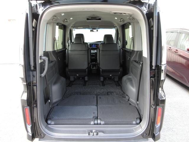 ステップワゴンスパーダ スパーダハイブリッドＧ・ＥＸホンダセンシング　禁煙車●サイドエアーバック●シートヒーター●ＬＥＤライト●スマートキー●アルミ●メモリーナビ●リヤカメラ●フルセグ●ＣＤ●ＤＶＤ●ＢＴ●Ｍサーバー●ＥＴＣ●当社点検実施車　ｂｌｕｅｔｏｏｔｈ　横滑防止（19枚目）