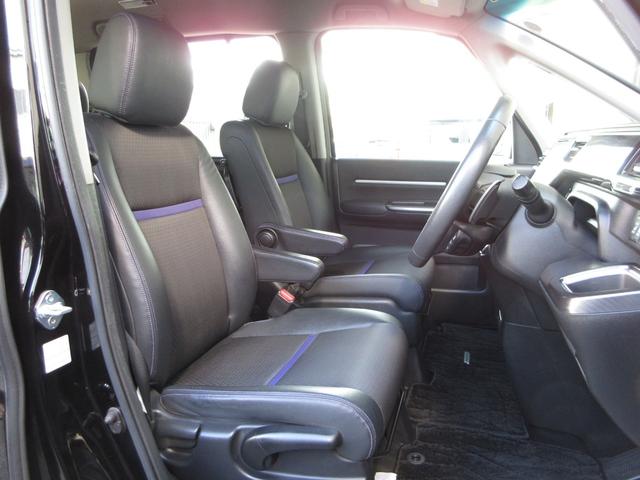 ステップワゴンスパーダ スパーダ・クールスピリットホンダセンシングブラスタ　純正９インチメモリーナビＢｌｕｅｔｏｏｔｈＥＴＣＲカメラワンオーナー　リアカメラ　ＵＳＢ接続　衝突軽減　サイドカーテンエアバック　記録簿　ＬＥＤライト　シートヒーター　オートエアコン　ＥＴＣ車載器（17枚目）