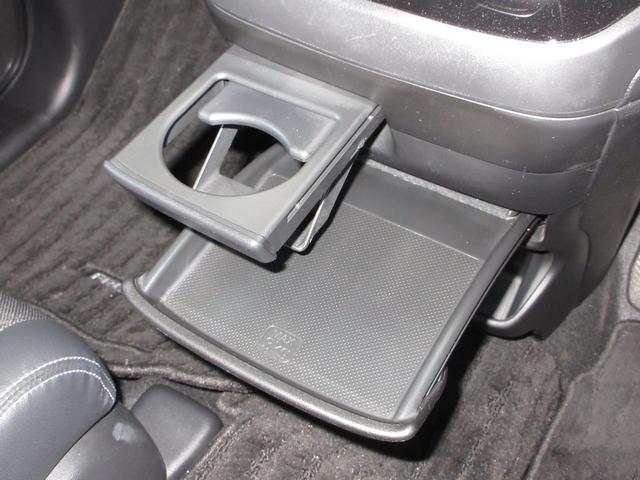 フリードハイブリッド ハイブリッド・Ｇホンダセンシング　ワンオーナー／衝突軽減ブレーキ／認定中古車／フルセグＴＶ／メモリーナビ／ＥＴＣ／ドライブレコーダー／バックモニター／両側電動スライドドア／シートヒーター／ＬＥＤライト／スマートキー／純正アルミ（14枚目）