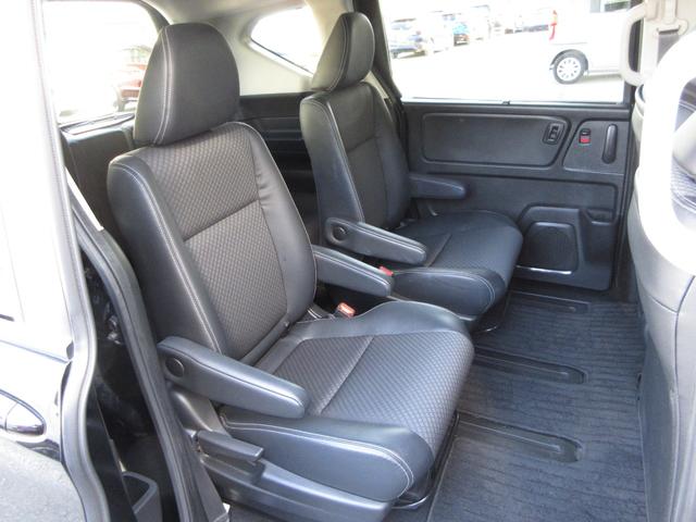 フリードハイブリッド ハイブリッド・Ｇホンダセンシング　ワンオーナー／衝突軽減ブレーキ／認定中古車／フルセグＴＶ／メモリーナビ／ＥＴＣ／ドライブレコーダー／バックモニター／両側電動スライドドア／シートヒーター／ＬＥＤライト／スマートキー／純正アルミ（16枚目）