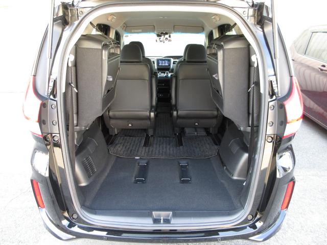 フリードハイブリッド ハイブリッド・Ｇホンダセンシング　ワンオーナー／衝突軽減ブレーキ／認定中古車／フルセグＴＶ／メモリーナビ／ＥＴＣ／ドライブレコーダー／バックモニター／両側電動スライドドア／シートヒーター／ＬＥＤライト／スマートキー／純正アルミ（18枚目）