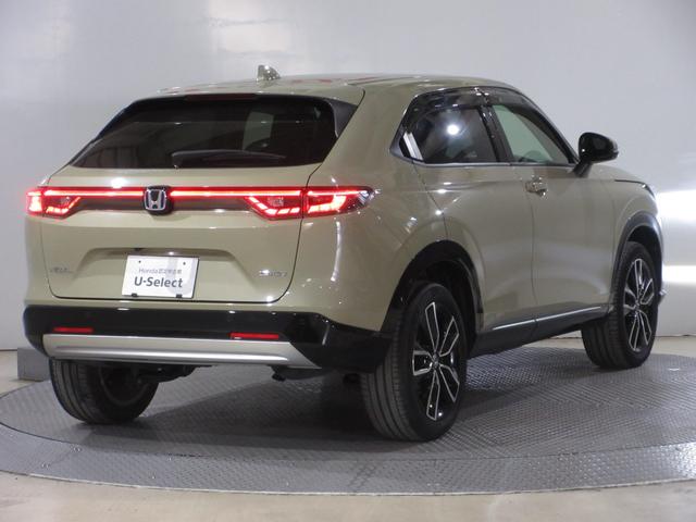 ヴェゼル ｅ：ＨＥＶＺ　ホンダコネクトディスプレイ・１オーナー・禁煙車・前後ドラレコ・パワーテールゲート・ブラインドスポットインフォメーション・渋滞追従・レーンアシスト・Ａｐｐｌｅ　ＣａｒＰｌａｙ・Ａｎｄｒｏｉｄ　Ａｕｔｏ／（7枚目）