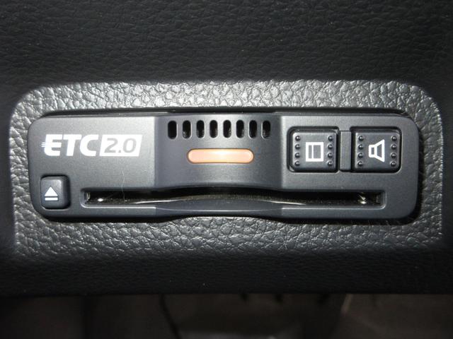 ヴェゼル ｅ：ＨＥＶＺ　ホンダコネクトディスプレイ・１オーナー・禁煙車・前後ドラレコ・パワーテールゲート・ブラインドスポットインフォメーション・渋滞追従・レーンアシスト・Ａｐｐｌｅ　ＣａｒＰｌａｙ・Ａｎｄｒｏｉｄ　Ａｕｔｏ／（13枚目）