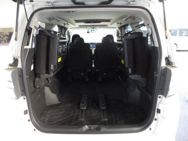 ヴェルファイア ３．５ＺプラチナセレクションＩＩタイプゴールド　１年保証（距離無制限）　禁煙　アルパイン１０インチメモリーナビ　Ｂｌｕｅｔｏｏｔｈ　前後ドラレコ　障害物センサー　サンルーフ　ＥＴＣ　点検記録簿　ＣＤ　ＤＶＤ　１９インチ社外アルミホイール　オットマン（12枚目）