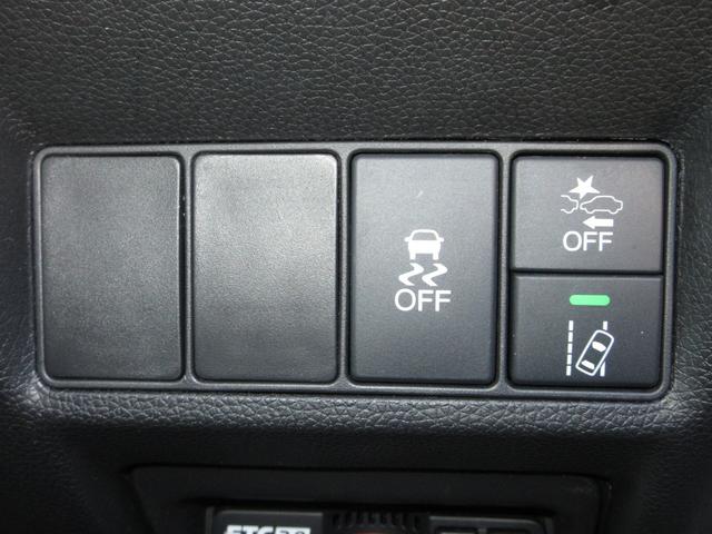 ステップワゴンスパーダ スパーダホンダセンシング　ワンオーナー　禁煙　２年保証　車検整備付　１０インチメモリーナビ　後席モニター　フルセグＴＶ　ＣＤ＆ＤＶＤ再生　ＢＴオーディオ接続　ＥＴＣ２．０　リアカメラ　リモコンエンジンスターター　スマートキー（14枚目）