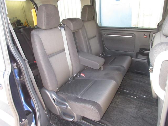 ステップワゴンスパーダ スパーダホンダセンシング　・オブシダンブルーパール　・２列目ベンチシート（８人乗りシート）・ワンオーナー　・禁煙　・令和３年６月登録　・走行３万９千キロ　・純正ナビ　・リアカメラ　・ＥＴＣ　・ホンダセンシング　・前後ドラレコ（17枚目）