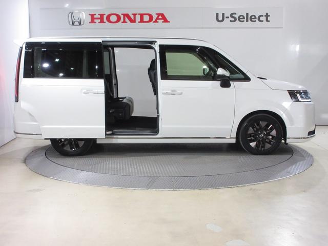 ステップワゴン ｅ：ＨＥＶスパーダ　ホンダセンシング純正９インチメモリーナビＢｌｕｅｔｏｏｔｈＥＴＣＲカメラワンオーナー　１オーナー　デュアルエアコン　フルオートエアコン　ＥＳＣ　シートヒータ　オートライト　キーフリー　イモビ　ＡＢＳ（9枚目）