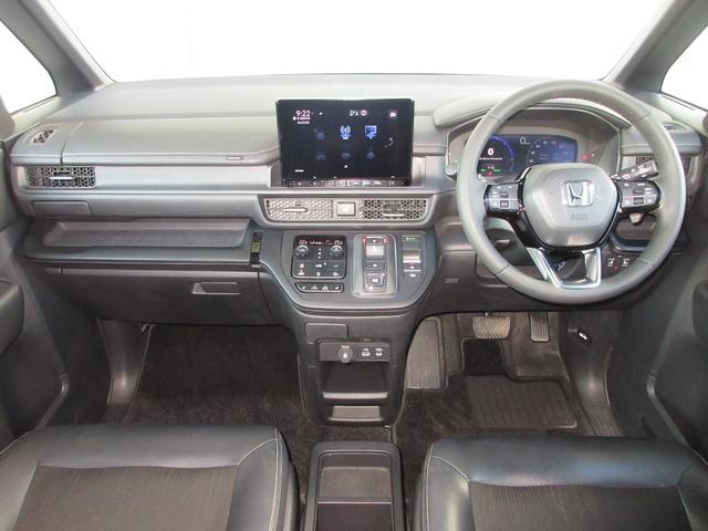 ステップワゴン ｅ：ＨＥＶスパーダ　ホンダセンシング純正９インチメモリーナビＢｌｕｅｔｏｏｔｈＥＴＣＲカメラワンオーナー　１オーナー　デュアルエアコン　フルオートエアコン　ＥＳＣ　シートヒータ　オートライト　キーフリー　イモビ　ＡＢＳ（18枚目）