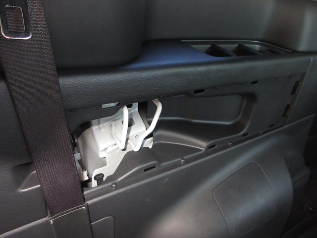 ステップワゴン ｅ：ＨＥＶスパーダ　ホンダセンシング純正９インチメモリーナビＢｌｕｅｔｏｏｔｈＥＴＣＲカメラワンオーナー　１オーナー　デュアルエアコン　フルオートエアコン　ＥＳＣ　シートヒータ　オートライト　キーフリー　イモビ　ＡＢＳ（32枚目）