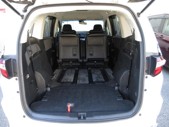 展示前には室内外共に清掃をしております。　納車整備は不良品がありましたら交換致します。ご希望に合わせた部品交換の際には、別途ご料金が発生する可能性がございます。詳細は当スタッフにお問い合わせください。