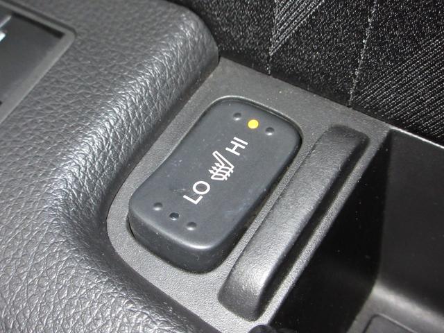 オデッセイハイブリッド ハイブリッドアブソルート・ＥＸホンダセンシング　純正９インチメモリーナビＢｌｕｅｔｏｏｔｈＥＴＣＲカメラワンオーナー　衝突被害軽減Ｓ　Ｂカメラ　ＰＷシート　ＬＥＤライト　地上デジタル　Ｐアシスト　３列シート　オートクルーズ　オートエアコン　ＵＳＢ（16枚目）