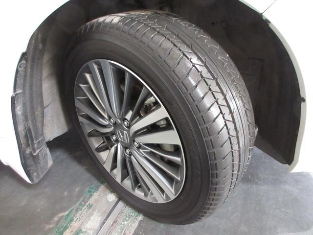 オデッセイハイブリッド ハイブリッドアブソルート・ＥＸホンダセンシング　純正９インチメモリーナビＢｌｕｅｔｏｏｔｈＥＴＣＲカメラワンオーナー　衝突被害軽減Ｓ　Ｂカメラ　ＰＷシート　ＬＥＤライト　地上デジタル　Ｐアシスト　３列シート　オートクルーズ　オートエアコン　ＵＳＢ（23枚目）