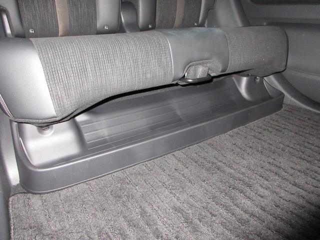 N-WGN Lスタイル+ビター 純正メモリーナビBluetoothETCRカメラワンオーナー 衝突軽減 エアコン Bモニター サイドエアバック 横滑り防止 禁煙車 ターボ 記録簿 LEDヘッドランプ スマートキー Pセンサー USB(17枚目)