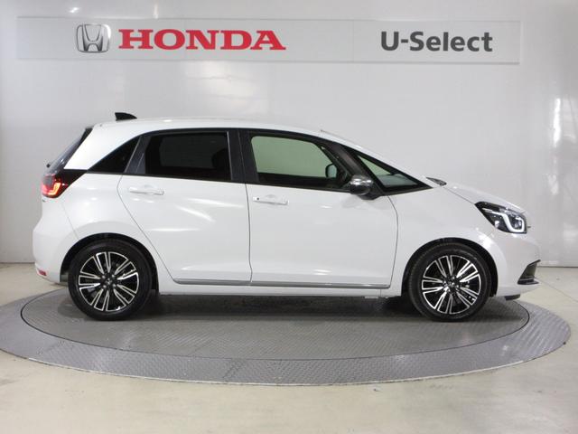 フィット ｅ：ＨＥＶリュクス　禁煙車ホンダセンシング純正９インチメモリーナビＢｌｕｅｔｏｏｔｈＥＴＣＲカメラワンオーナー　誤発進抑制機能　Ｉオーナー　リアカメラ　ＥＴＣ付　ＬＥＤ　シートヒーター　クルーズコントロール　ＤＶＤ（13枚目）