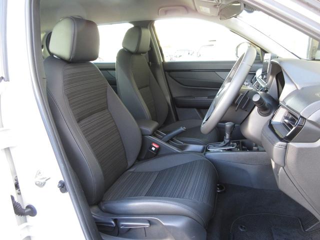 ＷＲ－Ｖ Ｚブラックスタイル　禁煙車ホンダセンシング純正９インチコネクトナビＢｌｕｅｔｏｏｔｈドラレコＥＴＣＲカメラ　ＬＥＤヘッドランプ　フルセグＴＶ　盗難防止システム　衝突被害軽減システム　スマートキー　オートライト　ＵＳＢ（21枚目）