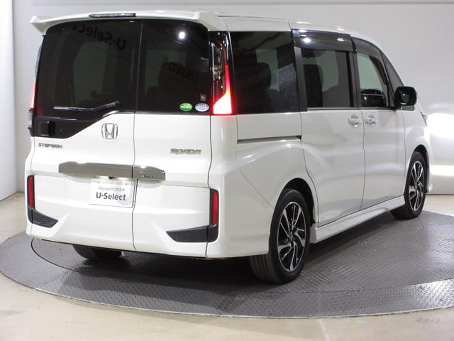 ステップワゴンスパーダ スパーダ・クールスピリットホンダセンシング　純正１０インチメモリーナビＢｌｕｅｔｏｏｔｈドラレコＥＴＣＲカメラワンオーナー　サイドエアバック　スマートキ　左右電動スライドドア　バックモニタ　Ｗエアコン　地ＴＶ　ナビ＆ＴＶ　三列シート　ＵＳＢ（7枚目）