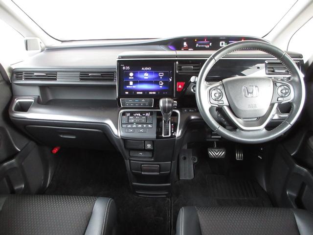 ステップワゴンスパーダ スパーダ・クールスピリットホンダセンシング　純正１０インチメモリーナビＢｌｕｅｔｏｏｔｈドラレコＥＴＣＲカメラワンオーナー　サイドエアバック　スマートキ　左右電動スライドドア　バックモニタ　Ｗエアコン　地ＴＶ　ナビ＆ＴＶ　三列シート　ＵＳＢ（9枚目）