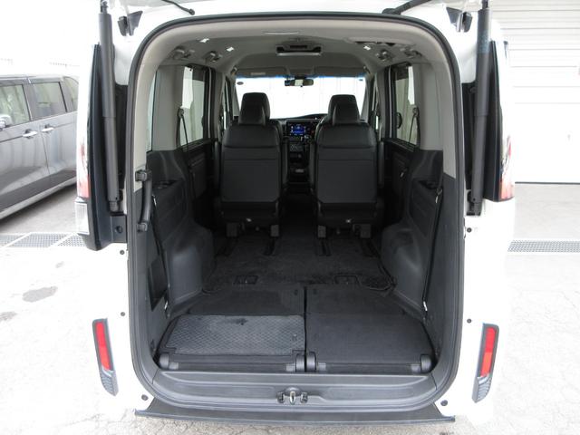 ステップワゴンスパーダ スパーダ・クールスピリットホンダセンシング　純正１０インチメモリーナビＢｌｕｅｔｏｏｔｈドラレコＥＴＣＲカメラワンオーナー　サイドエアバック　スマートキ　左右電動スライドドア　バックモニタ　Ｗエアコン　地ＴＶ　ナビ＆ＴＶ　三列シート　ＵＳＢ（20枚目）