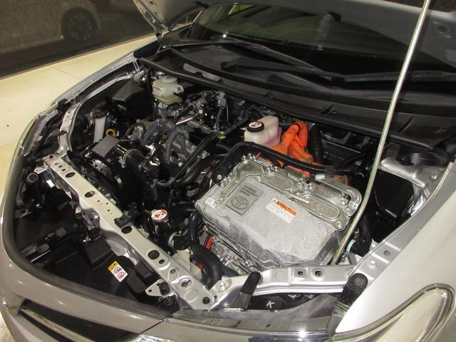 カローラフィールダー ハイブリッドＧ　純正メモリーナビＢｌｕｅｔｏｏｔｈＥＴＣＲカメラワンオーナー　スマートエントリー　ワンオーナー車　メンテナンスノート　助手席エアバック　フルセグ地デジＴＶ　エアバック　カーテンエアバッグ　盗難防止（3枚目）