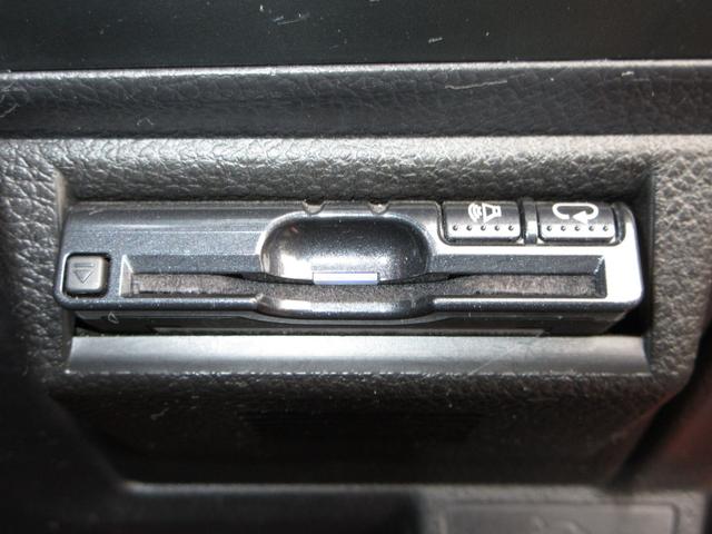 ＸＶ ２．０ｉ－Ｌアイサイトポップスター　１年保証（距離無制限）　禁煙　ＭＴモード付　サンルーフ　純正ＳＤナビ　Ｂｌｕｅｔｏｏｔｈ　ＥＴＣ　前後ドラレコ　バックカメラ　前席電動シート　ＵＳＢポート　ＣＤ　ＤＶＤ　点検記録簿　カーテンエアバック（13枚目）