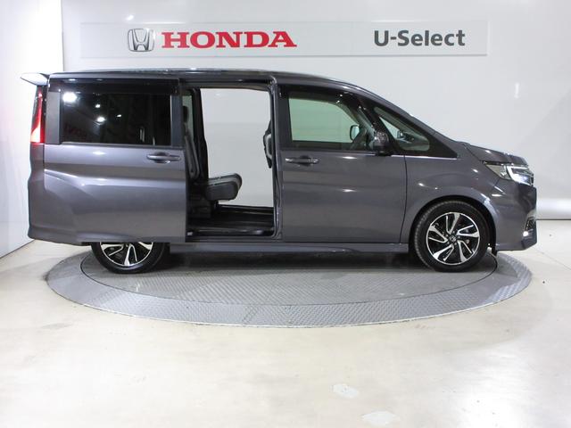 ステップワゴンスパーダ スパーダ・クールスピリットホンダセンシング　純正９インチメモリーナビＢｌｕｅｔｏｏｔｈドラレコＥＴＣＲカメラワンオーナー　サイドエアバック　スマートキ　左右電動スライドドア　バックモニタ　Ｗエアコン　地ＴＶ　ナビ＆ＴＶ　三列シート　ＵＳＢ　禁煙（6枚目）