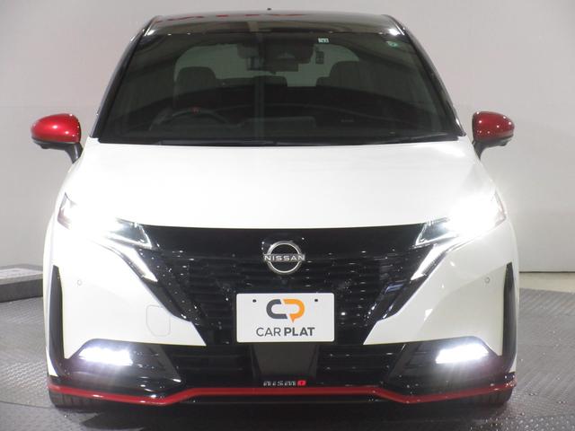 オーラ ニスモ　１年保証（距離無制限）禁煙車　ローダウン　ミシュランタイヤ　純正コネクトナビ　Ｂｌｕｅｔｏｏｔｈ　全周囲カメラ　ドラレコ　ＥＴＣ２．０　前席シートヒーター　ＬＥＤヘッドライト　アドバンスルームミラー（6枚目）