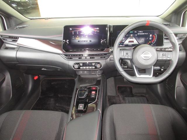 オーラ ニスモ　１年保証（距離無制限）禁煙車　ローダウン　ミシュランタイヤ　純正コネクトナビ　Ｂｌｕｅｔｏｏｔｈ　全周囲カメラ　ドラレコ　ＥＴＣ２．０　前席シートヒーター　ＬＥＤヘッドライト　アドバンスルームミラー（9枚目）