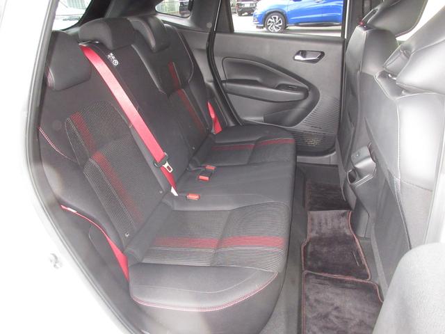 オーラ ニスモ　１年保証（距離無制限）禁煙車　ローダウン　ミシュランタイヤ　純正コネクトナビ　Ｂｌｕｅｔｏｏｔｈ　全周囲カメラ　ドラレコ　ＥＴＣ２．０　前席シートヒーター　ＬＥＤヘッドライト　アドバンスルームミラー（11枚目）