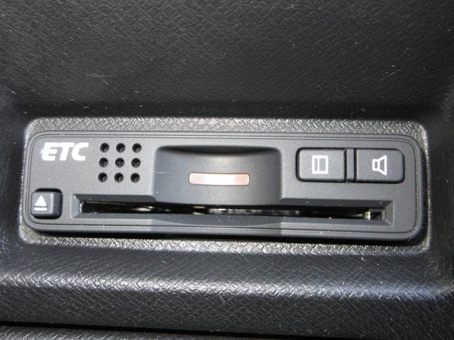 ステップワゴンスパーダ Ｚクールスピリット　純正９インチメモリーナビＢｌｕｅｔｏｏｔｈドラレコＥＴＣＲカメラ　バックカメ　ダブルエアコン　キーフリー　ナビＴＶ　横滑防止　ＤＶＤ視聴可能　Ｄレコ　フルオートエアコン　パワーウインドウ　Ａクルーズ（11枚目）