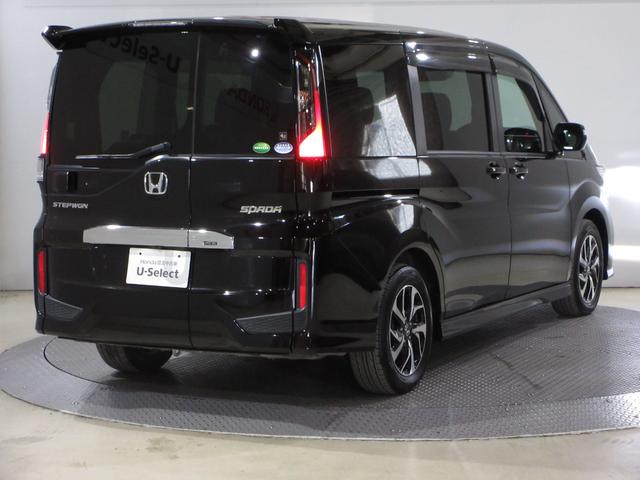 ステップワゴンスパーダ スパーダホンダセンシング　純正９インチメモリーナビＢｌｕｅｔｏｏｔｈＥＴＣＲカメラワンオーナー　盗難防止　助手席エアバッグ　ワンオーナ－　Ｗパワスラ　記録簿有　リアオートエアコン　地デジ　ＬＥＤライト　横滑り防止システム（7枚目）