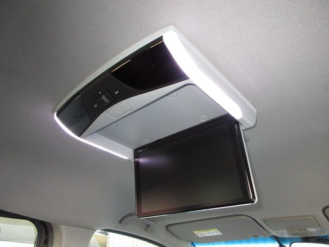 ステップワゴンスパーダ スパーダホンダセンシング　純正９インチメモリーナビＢｌｕｅｔｏｏｔｈＥＴＣＲカメラワンオーナー　盗難防止　助手席エアバッグ　ワンオーナ－　Ｗパワスラ　記録簿有　リアオートエアコン　地デジ　ＬＥＤライト　横滑り防止システム（10枚目）