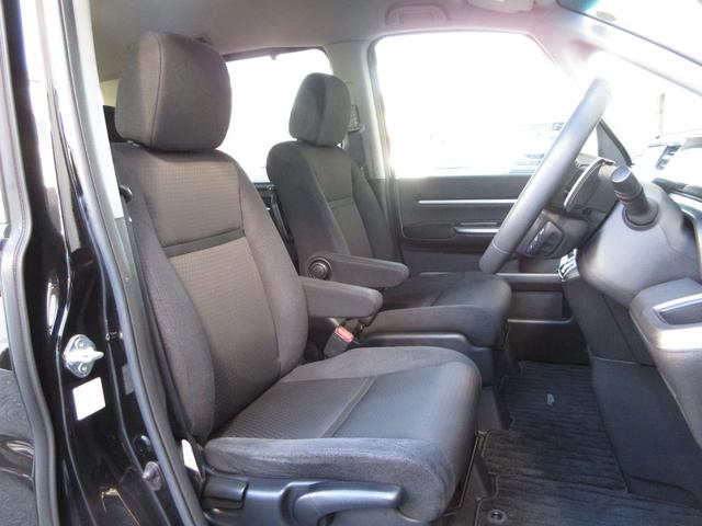 ステップワゴンスパーダ スパーダホンダセンシング　純正９インチメモリーナビＢｌｕｅｔｏｏｔｈＥＴＣＲカメラワンオーナー　盗難防止　助手席エアバッグ　ワンオーナ－　Ｗパワスラ　記録簿有　リアオートエアコン　地デジ　ＬＥＤライト　横滑り防止システム（16枚目）