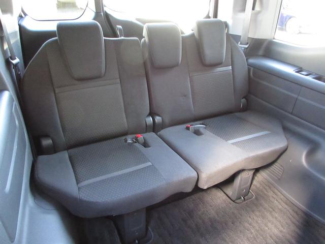 ステップワゴンスパーダ スパーダホンダセンシング　純正９インチメモリーナビＢｌｕｅｔｏｏｔｈＥＴＣＲカメラワンオーナー　盗難防止　助手席エアバッグ　ワンオーナ－　Ｗパワスラ　記録簿有　リアオートエアコン　地デジ　ＬＥＤライト　横滑り防止システム（18枚目）