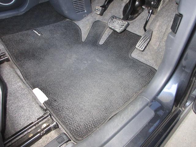 ワゴンRスティングレー X 3カ月保証(走行距離無制限) 2023年製タイヤ ワンオーナー 純正CDチューナー オートエアコン ディスチャージヘッドライト アルミホイール ドアバイザー フォグライト(10枚目)