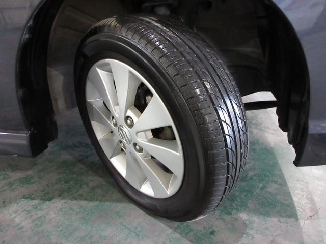 ワゴンRスティングレー X 3カ月保証(走行距離無制限) 2023年製タイヤ ワンオーナー 純正CDチューナー オートエアコン ディスチャージヘッドライト アルミホイール ドアバイザー フォグライト(19枚目)