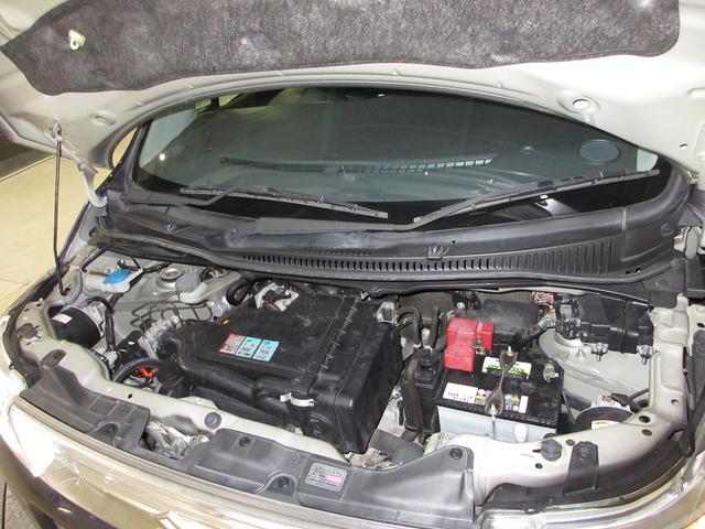 ワゴンRスティングレー X 3カ月保証(走行距離無制限) 2023年製タイヤ ワンオーナー 純正CDチューナー オートエアコン ディスチャージヘッドライト アルミホイール ドアバイザー フォグライト(20枚目)