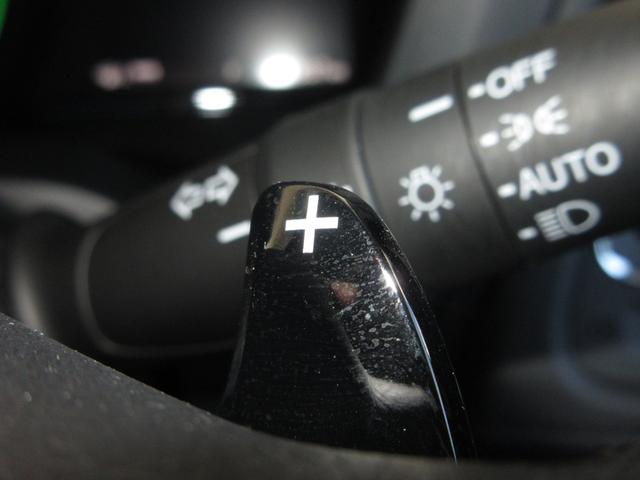 ヴェゼル ハイブリッドX・ホンダセンシング ・いまコレ+フロアマット(新品フロアマット) ・平成31年3月登録 ・走行3万8千キロ ・車検2年付 ・純正ナビ ・リアカメラ ・ETC ・ドアバイザー ・LEDヘッドライト ・1年保証付(14枚目)