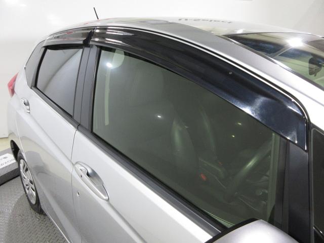 フィット １３Ｇ・Ｌパッケージファインエディション　純正メモリーナビＢｌｕｅｔｏｏｔｈＥＴＣワンオーナー　ワンオーナー車　ＬＥＤヘットライト　クルコン　フルセグ　Ａストップ　サイドカーテンエアバック　キーレス　ＤＶＤ　パワーウインドウ　横滑り防止装置（8枚目）