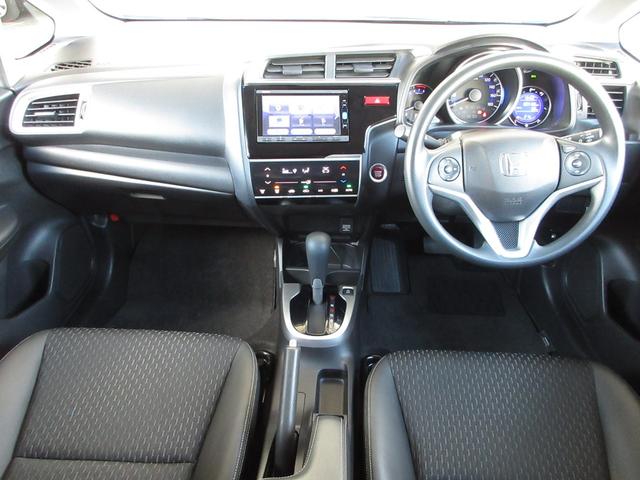 フィット １３Ｇ・Ｌパッケージファインエディション　純正メモリーナビＢｌｕｅｔｏｏｔｈＥＴＣワンオーナー　ワンオーナー車　ＬＥＤヘットライト　クルコン　フルセグ　Ａストップ　サイドカーテンエアバック　キーレス　ＤＶＤ　パワーウインドウ　横滑り防止装置（9枚目）