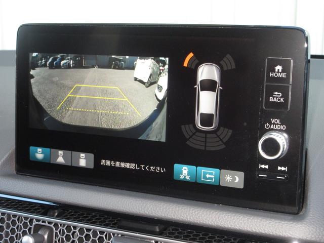 シビック ＥＸ　禁煙　ワンオーナー　６速マニュアル　ＢＯＳＥプレミアムサウンドシステム　ワイヤレス充電器　レザーＸスウェードコンビシート　運転席８Ｗａｙ助手席４Ｗａｙパワーシート　ブラインドスポットインフォメーション（13枚目）