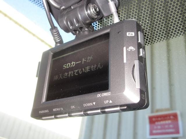 ヤリスクロス ハイブリッドＺ　純正コネクトナビＢｌｕｅｔｏｏｔｈＥＴＣＲカメラワンオーナー　インテリジェントキー　シ－トヒ－タ－　クリソナ　ＵＳＢ　ＬＥＤライト　１オ－ナ－　リアカメラ　クルーズコントロール　整備記録簿　ナビＴＶ（5枚目）