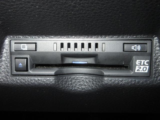 ヤリスクロス ハイブリッドＺ　純正コネクトナビＢｌｕｅｔｏｏｔｈＥＴＣＲカメラワンオーナー　インテリジェントキー　シ－トヒ－タ－　クリソナ　ＵＳＢ　ＬＥＤライト　１オ－ナ－　リアカメラ　クルーズコントロール　整備記録簿　ナビＴＶ（6枚目）