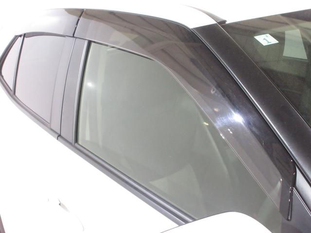 ヤリスクロス ハイブリッドＺ　純正コネクトナビＢｌｕｅｔｏｏｔｈＥＴＣＲカメラワンオーナー　インテリジェントキー　シ－トヒ－タ－　クリソナ　ＵＳＢ　ＬＥＤライト　１オ－ナ－　リアカメラ　クルーズコントロール　整備記録簿　ナビＴＶ（15枚目）